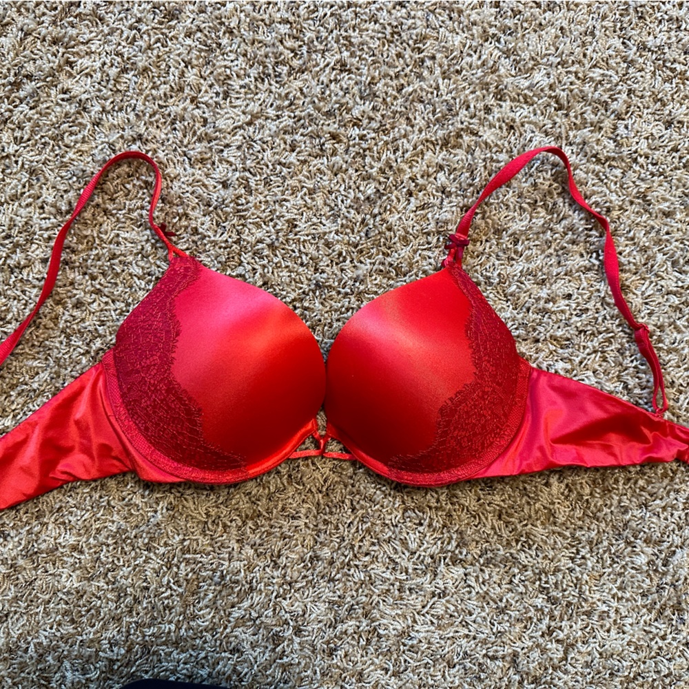 COPY - Victoria’s Secret Bombshell Bra